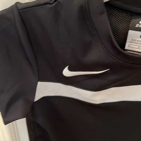 Nike dri fit t shirt size S - Picture 3 of 5